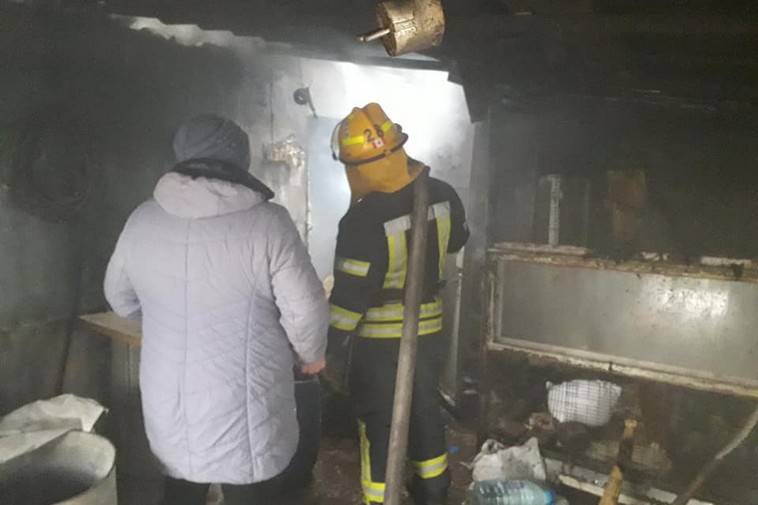 В Никополе сгорел сарай на улице Хлястикова