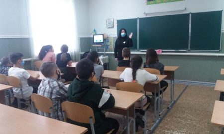 Полиция Никополя провела уроки кибербезопасности в школах города