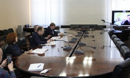[:ru]Перспективы развития Никополя обсудили в области[:ua]Перспективи розвитку Нікополя обговорили в області[:]