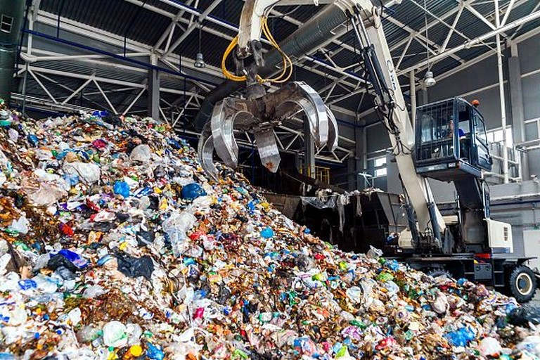 [:ru]В Марганце построят мусороперерабатывающий завод[:ua]У Марганці побудують завод з переробки сміття[:]