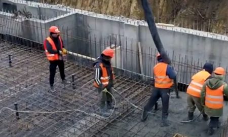 [:ru]Как в Никополе строят бассейн (видео)[:ua]Як у Нікополі будують басейн (відео)[:]