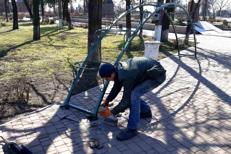 [:ru]В Покрове облагораживают еще один парк[:ua]В Покрові облагороджують ще один парк[:]
