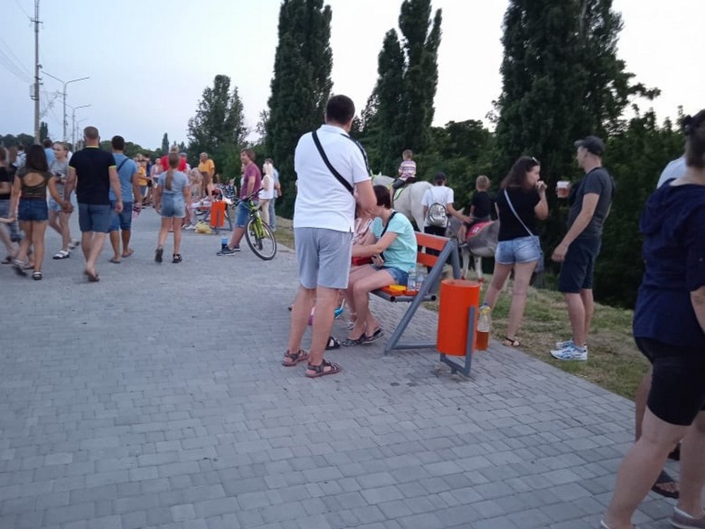 День металургів на набережній у Нікополі
