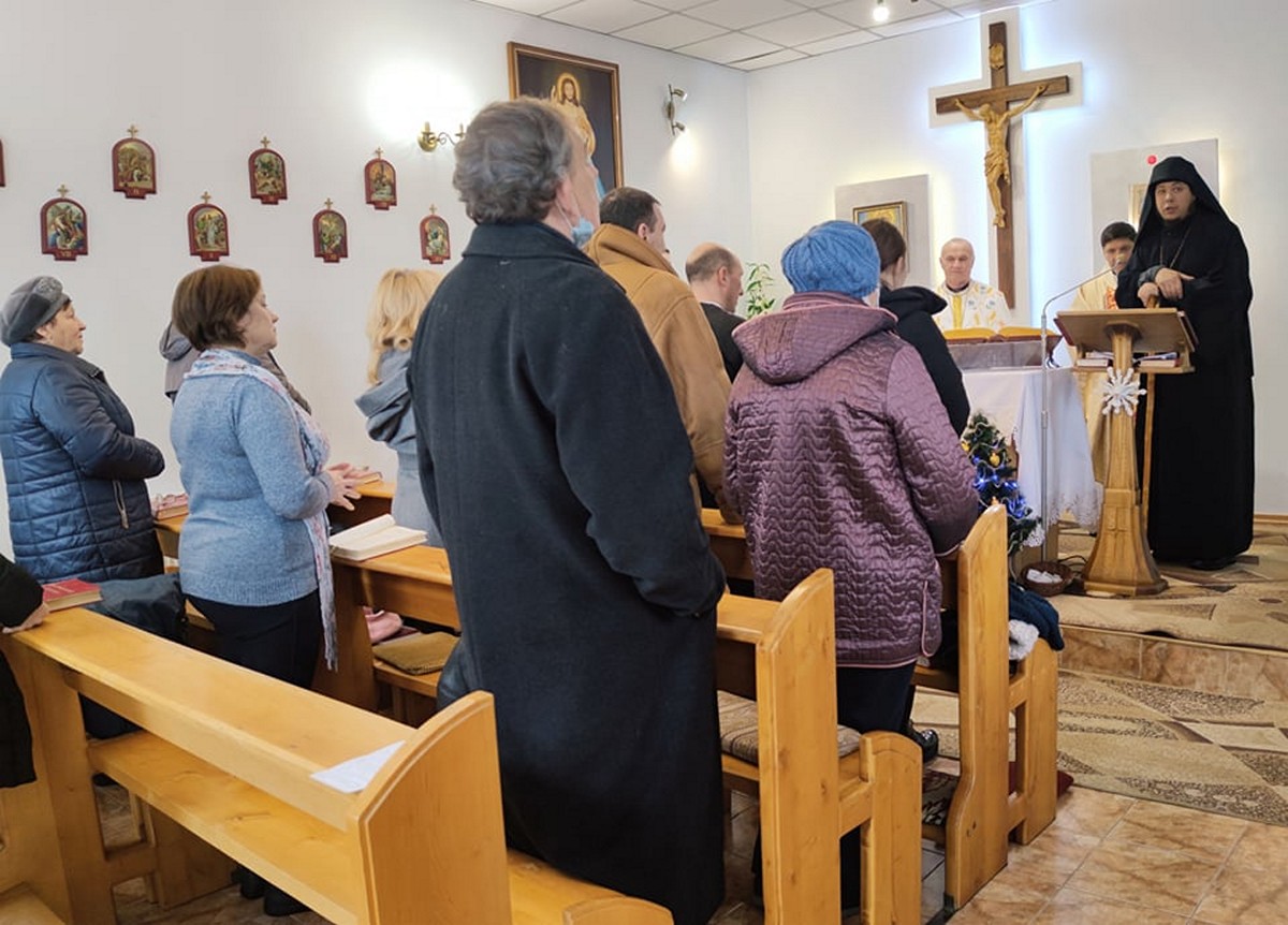 Священники РКЦ, ПЦУ і УГКЦ у Нікополі разом прославляли народження Спасителя