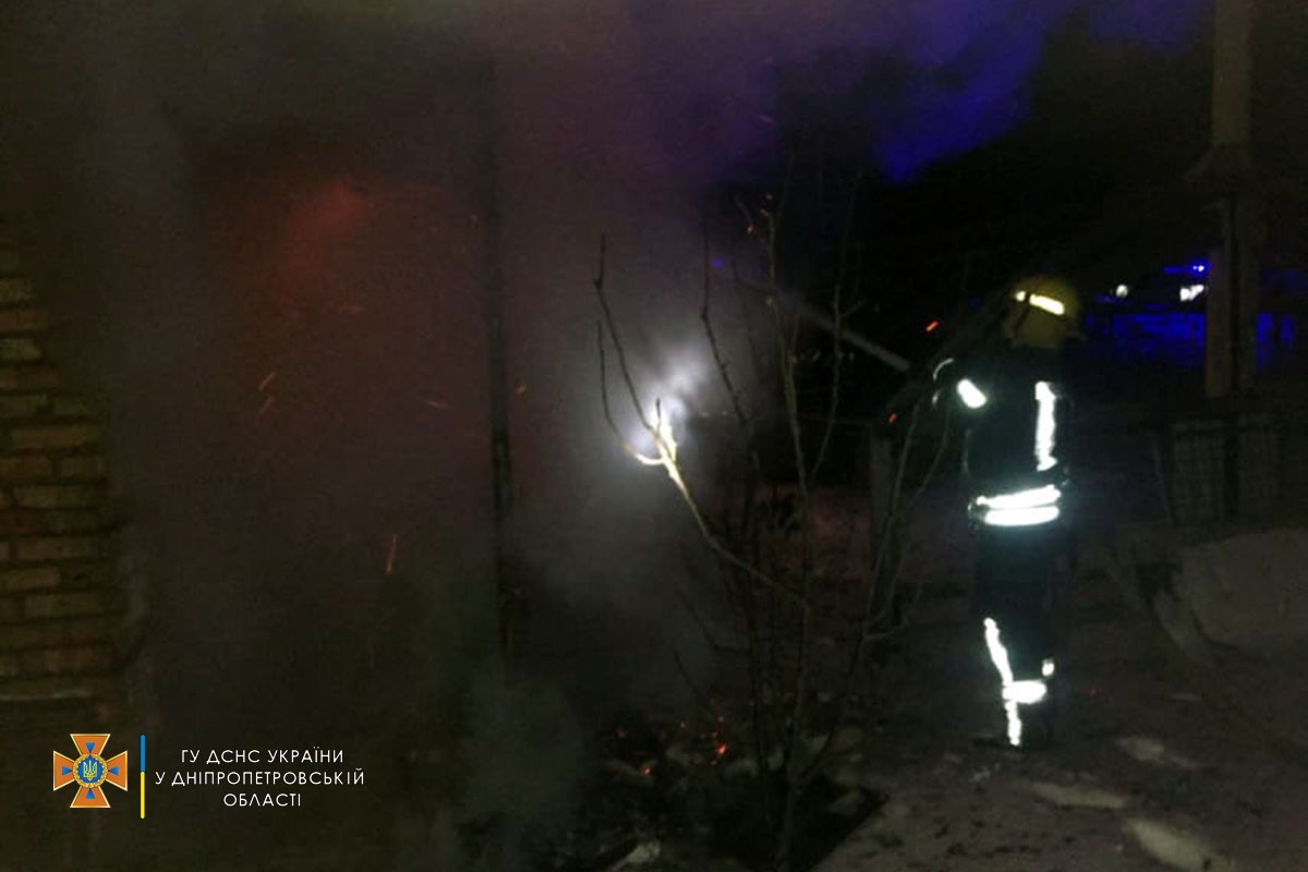 Під час пожежі у Червоногригорівці знайшли обгоріле тіло чоловіка (відео)