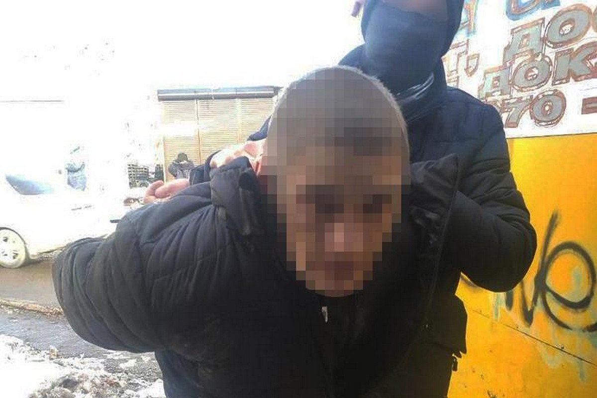 30-річний мешканець Нікополя нападав на жінок у Запоріжжі – серійного грабіжника затримано