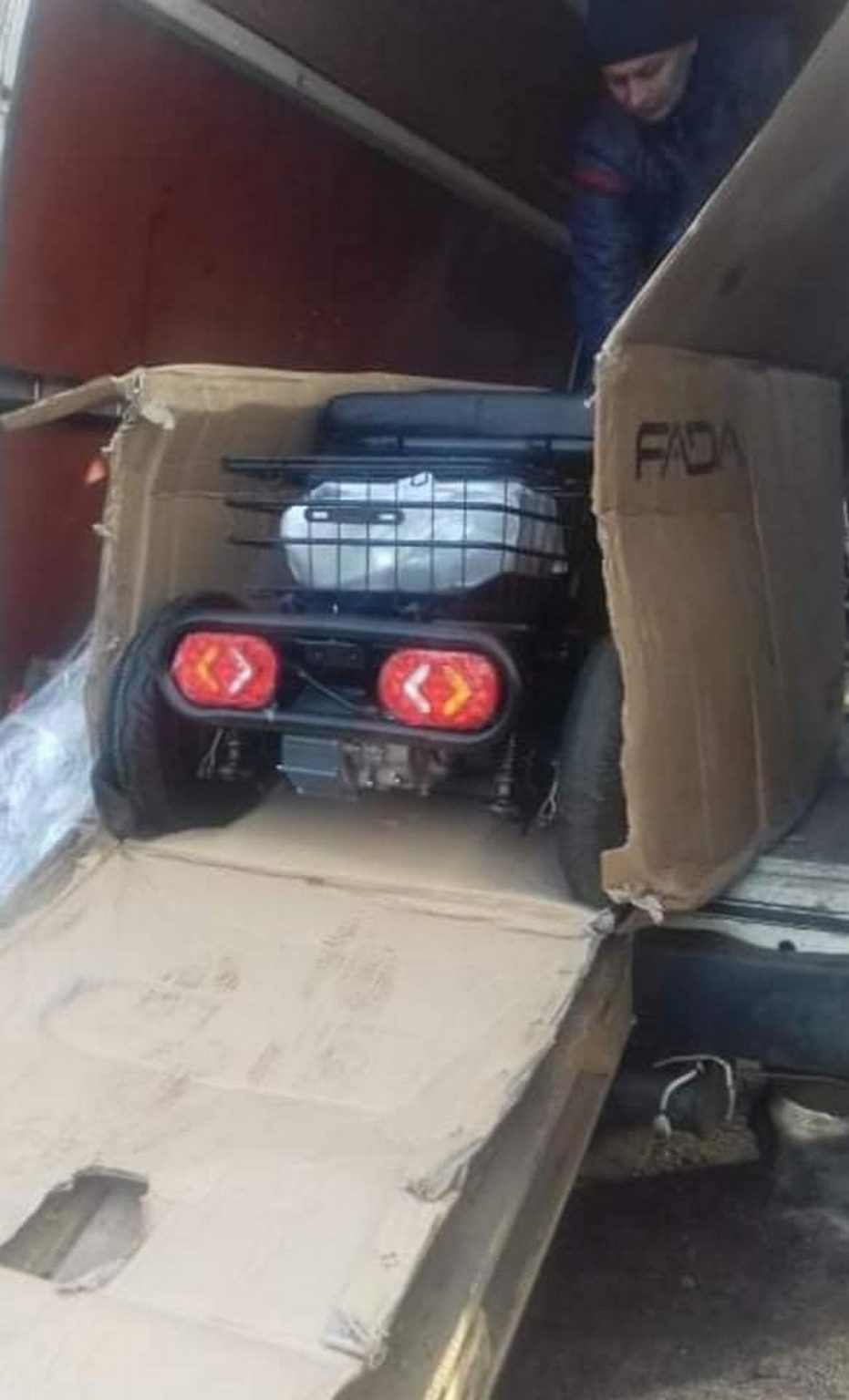 Без ног и пальцев рук жителю Покрова всем миром собрали