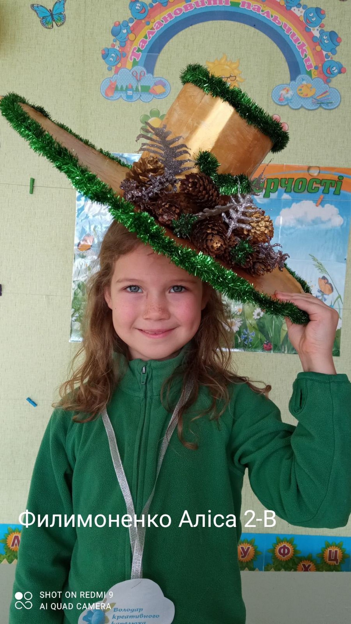 «Дело в шляпе»: в Никополе прошел конкурс головных уборов среди детей (фото)
