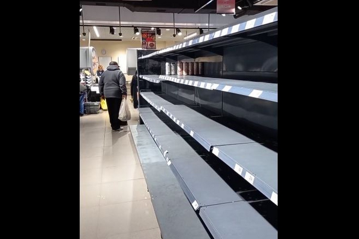 З полиць супермаркетів Нікополя і Марганця прибирають алкоголь: відео