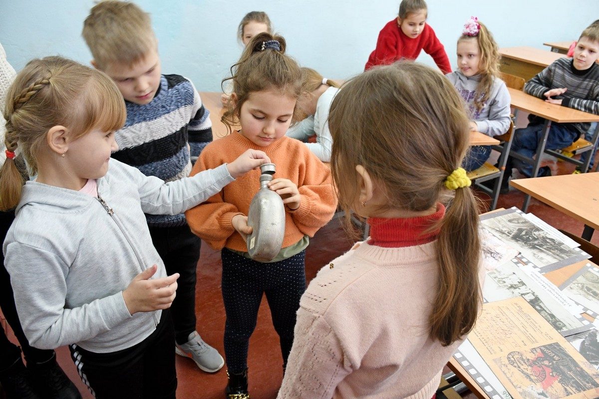 Акція «Музей у валізі» проходить у Нікополі (фото)