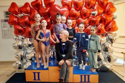 Юные гимнастки из Никополя завоевали 33 медали на Открытом Чемпионате области