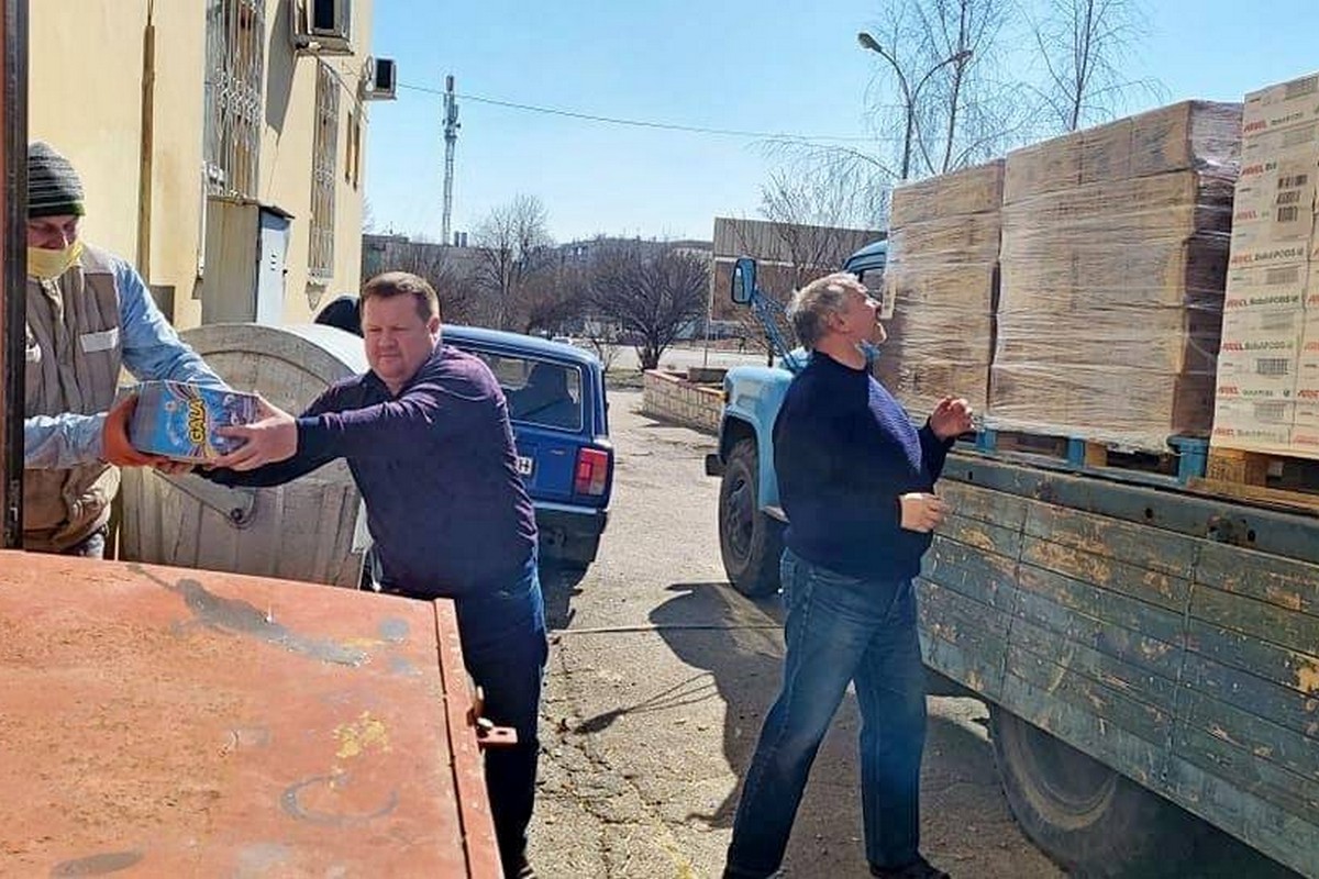 Никополь получил гуманитарную помощь от предприятий