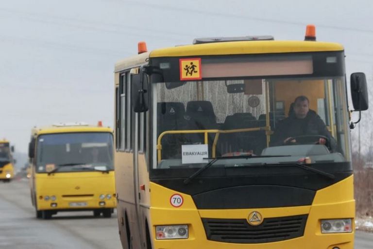 Сьогодні до Дніпропетровщини евакуюють мешканців окупованих сіл Херсонщини