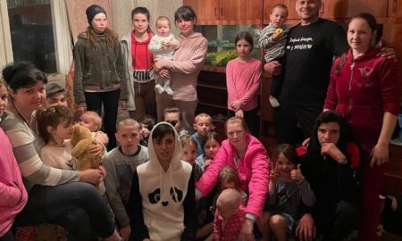 До Кривого Рогу з Херсонщини евакуювали родину з 28 осіб: «півтора місяці сиділи під стінкою без продуктів»