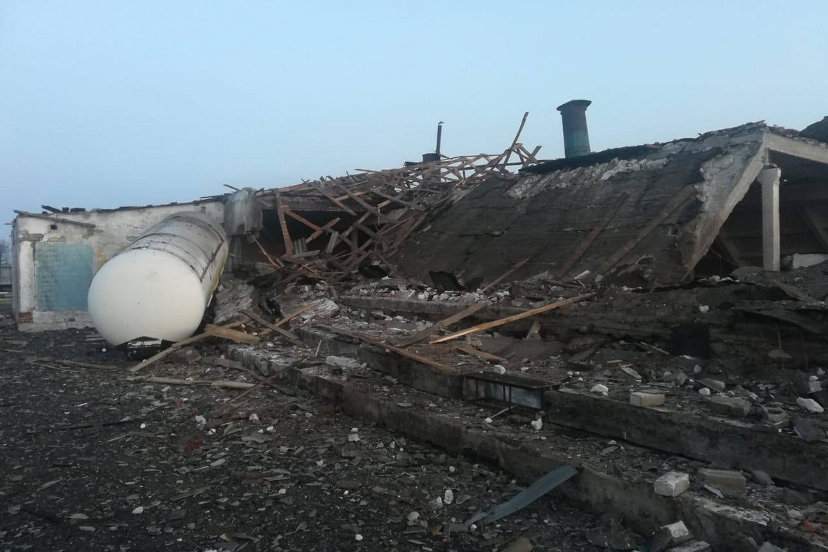 Вражеские ракеты разрушили неработающую птицефабрику на Днепропетровщине
