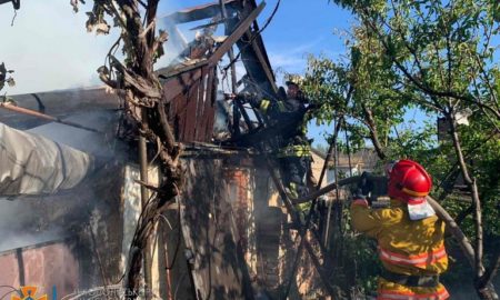 У Нікополі на вулиці Ризькій сталася пожежа в приватному домоволодінні