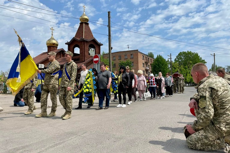 У Нікополі 13 травня простились з полеглим воїном