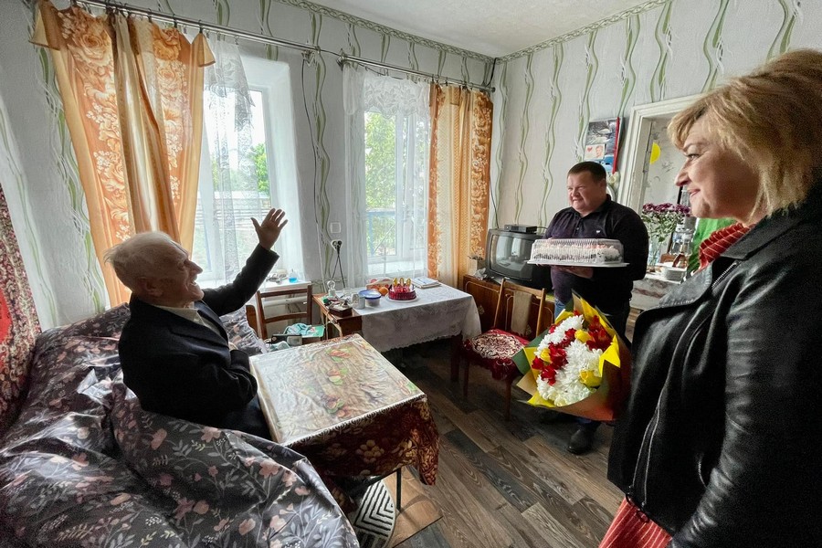 В Никополе ветеран сегодня празднует 100-летний юбилей (фото)