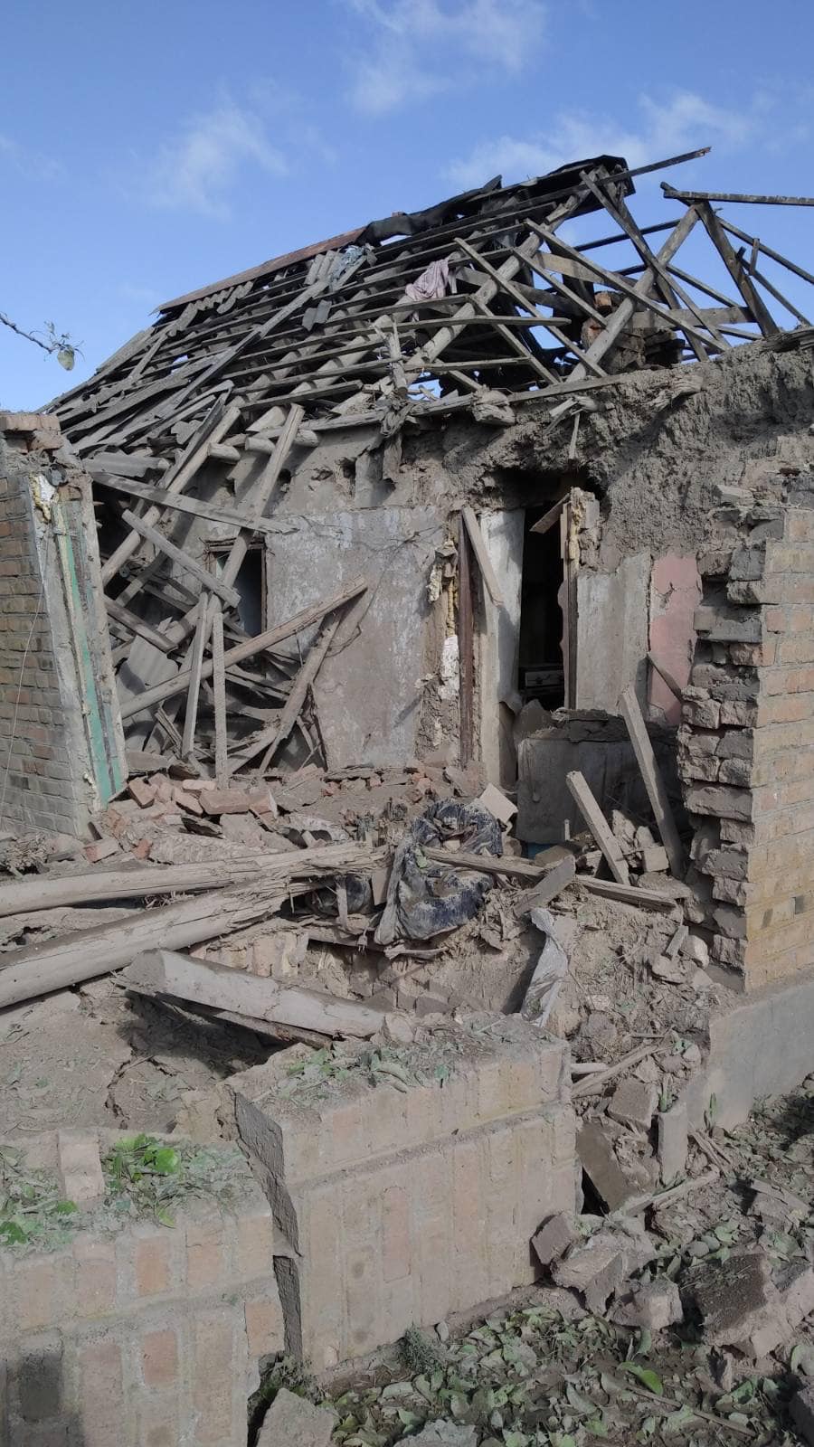 Понад 10 будинків зруйновано у Зеленодольській громаді внаслідок обстрілів 19 травня