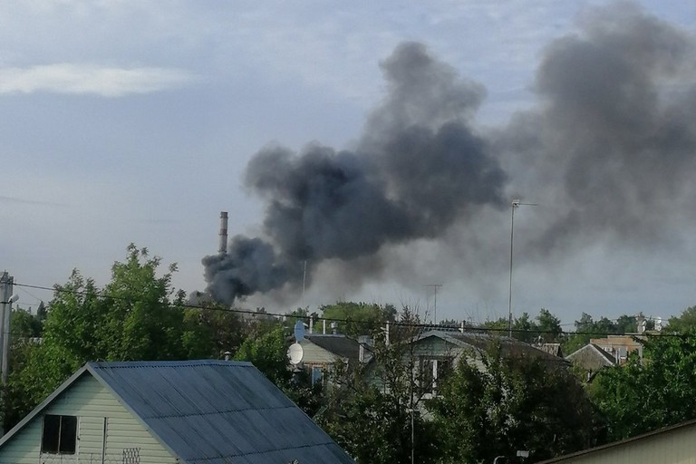 Нікопольців заспокоїли щодо чорного диму 20 травня під час сирени