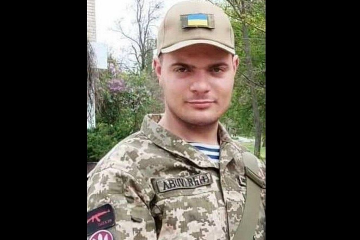 На війні загинув бойовий медик з Покрова Микола Безердян. Йому було лише 22…