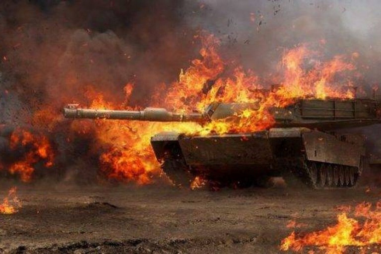 «Немає чого зібрати навіть в майонезну банку»: рідна для нікопольців 93-тя бригада показала, як знищує ворожі танки (ВІДЕО)