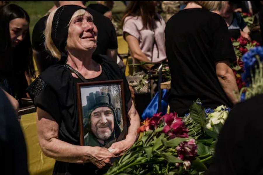 Священик розповів, скільки військових поховали на Дніпропетровщині з 24 лютого