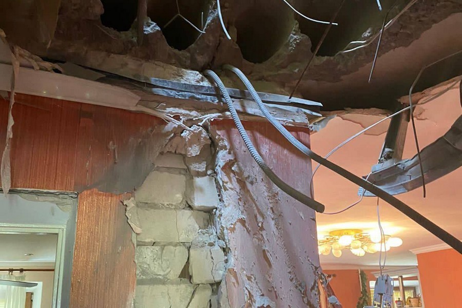 У Зеленодольську внаслідок обстрілів пошкоджено 9 багатоповерхівок (фото)