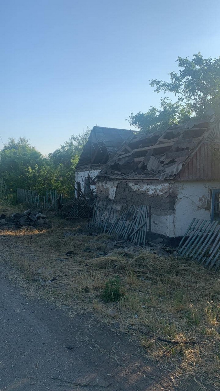 Окупанти двічі обстріляли Дніпропетровщину вдень 11 червня