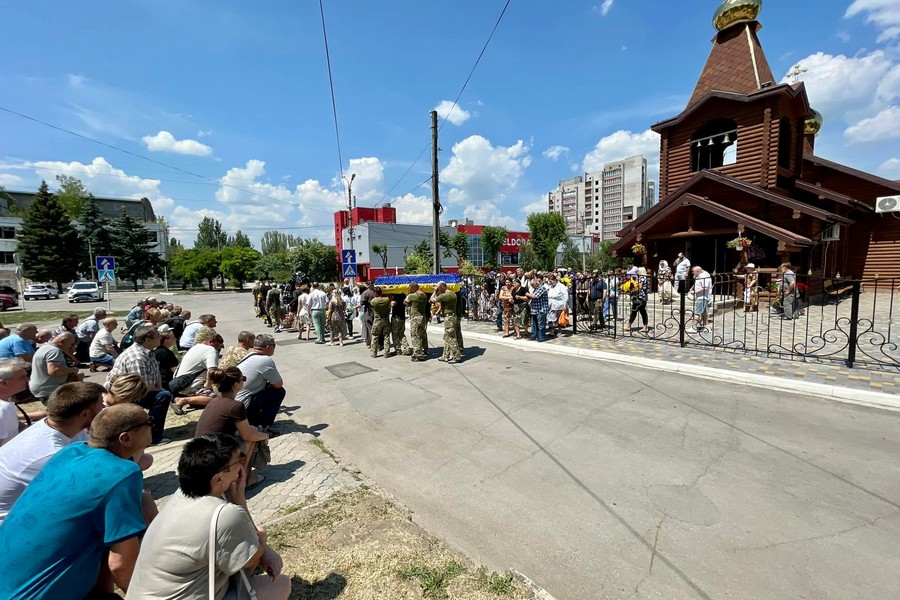 У Нікополі 29 червня провели в останню путь загиблого на війні Героя