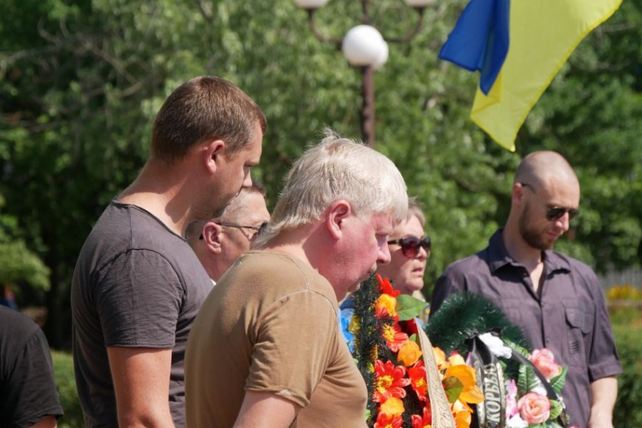 У Покрові 9 червня провели в останню путь загиблого Героя (фото)