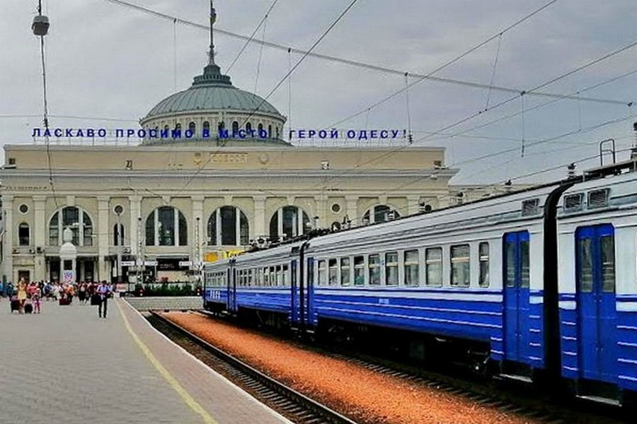 Через Нікополь і Марганець курсуватиме новий потяг «Харків-Одеса»