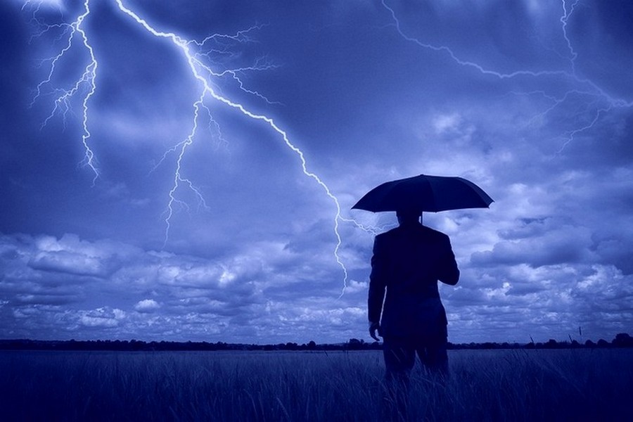 Мешканців Дніпропетровщини попередили про небезпечне метеорологічне явище 10 липня