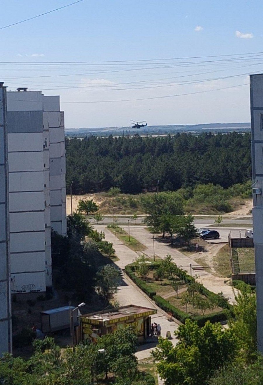 Окупанти з гелікоптера скинули біля ЗАЕС невідомий предмет - Енергоатом