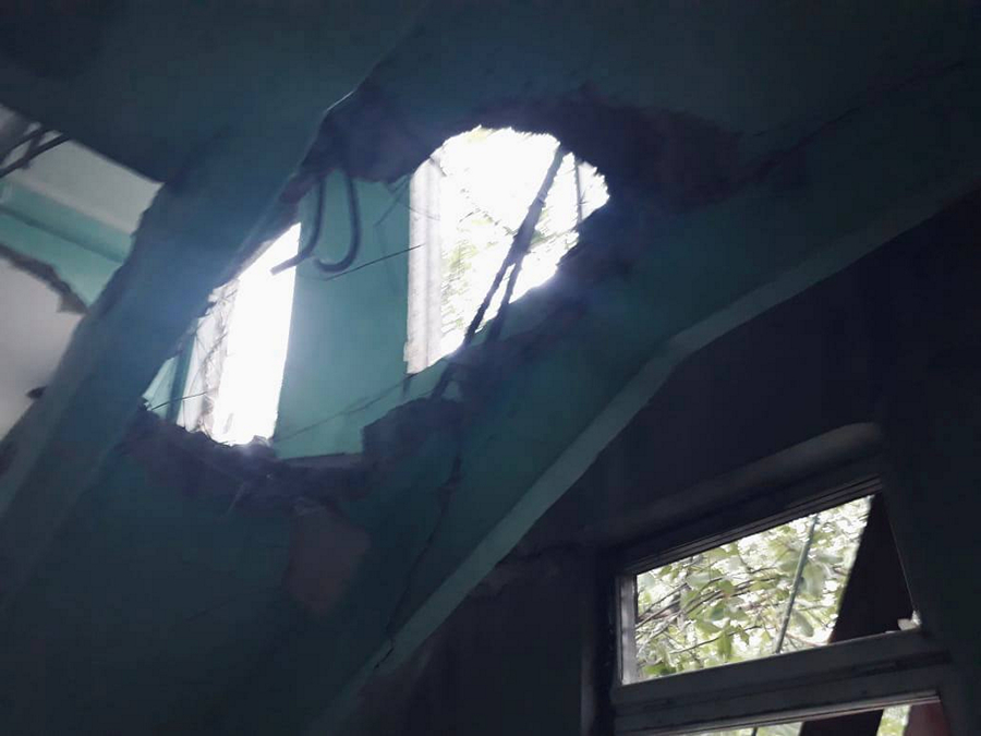 Масштабний удар по Нікопольщині: у Марганці били по лікарні, дитсадку, багатоповерхівкам – фото руйнувань