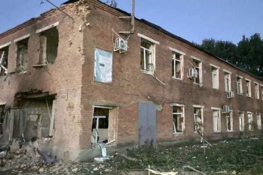 Ракетний удар по Нікопольщині: поліція фіксує наслідки «прильотів»