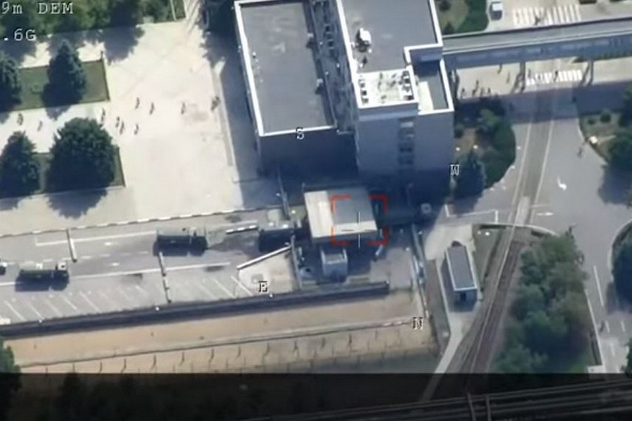 Зафіксовано підозрілу активність окупантів на ЗАЕС: відео з дрону