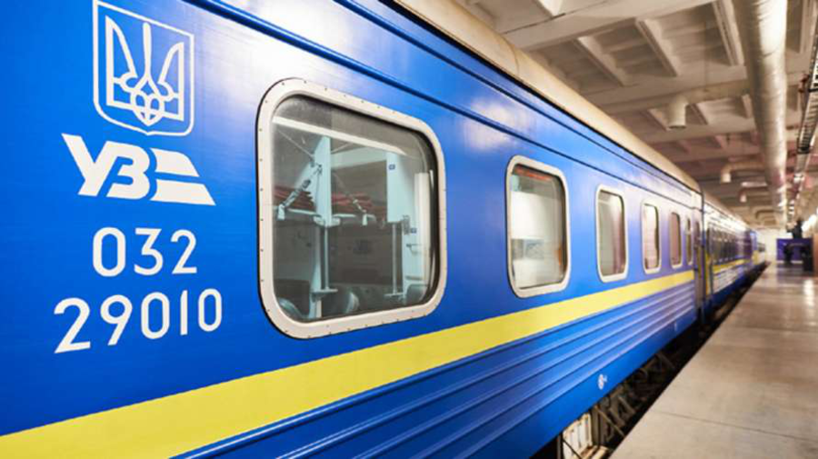 Для евакуації мешканців Нікополя та Марганця "Укрзалізниця" запускає новий потяг