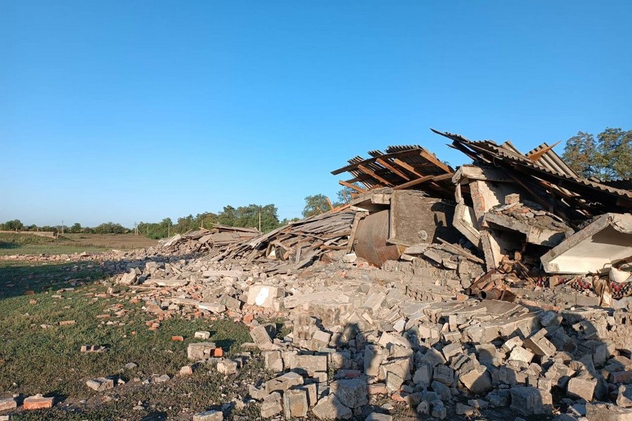 Ворог обстріляв Нікопольський і Криворізький райони 25 серпня вдень