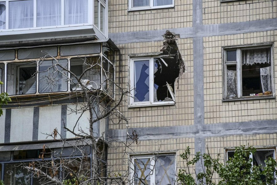 Нікополь оговтується після нічних обстрілів 11 вересня: фото