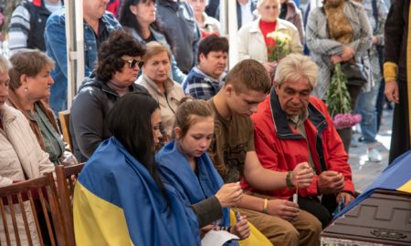 У Нікополі 23 вересня провели в останню путь Сергія Сову, який загинув під Ізюмом