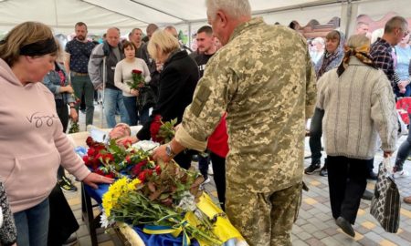 У Нікополі простились із волонтером і засновником велоклубу, який загинув на війні з росією