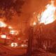 Вночі у Нікополь прилетіло 40 снарядів: є поранений і руйнування, виникли пожежі