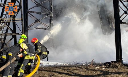 Збитий над Нікопольщиною «Shahed-136», обстріл з РСЗВ, масштабна атака на Дніпро – інформація від ДСНС