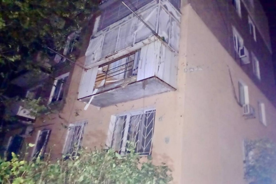 У Нікополі пошкоджено 9 багатоповерхівок і приватні будинки внаслідок обстрілів – Саюк