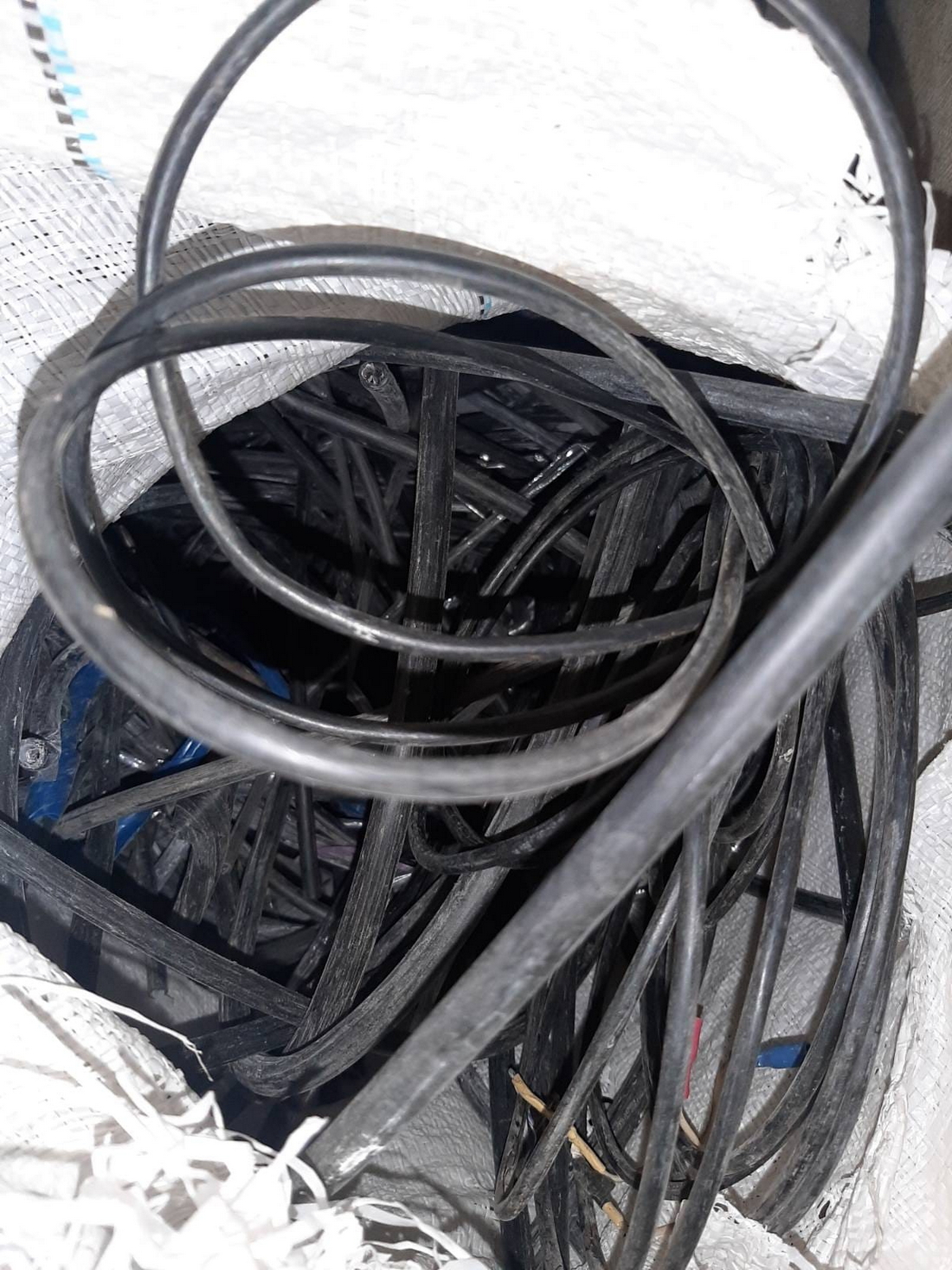 У Покрові затримали серійного крадія кабелю