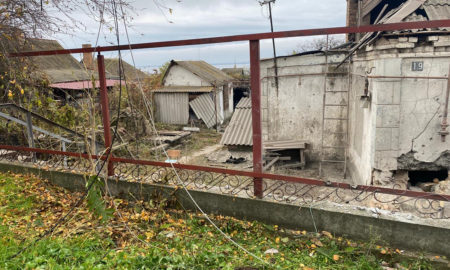 У поліції показали наслідки обстрілів Нікополя і Марганця (фото)