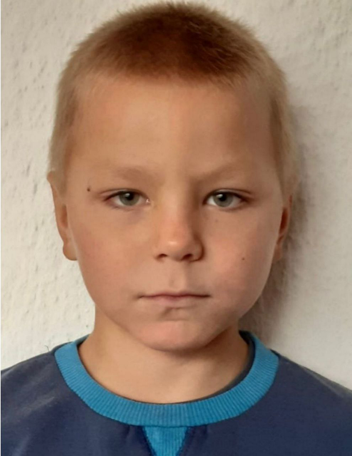 Понад 2 доби поліція розшукує на Дніпропетровщині двох маленьких хлопчиків