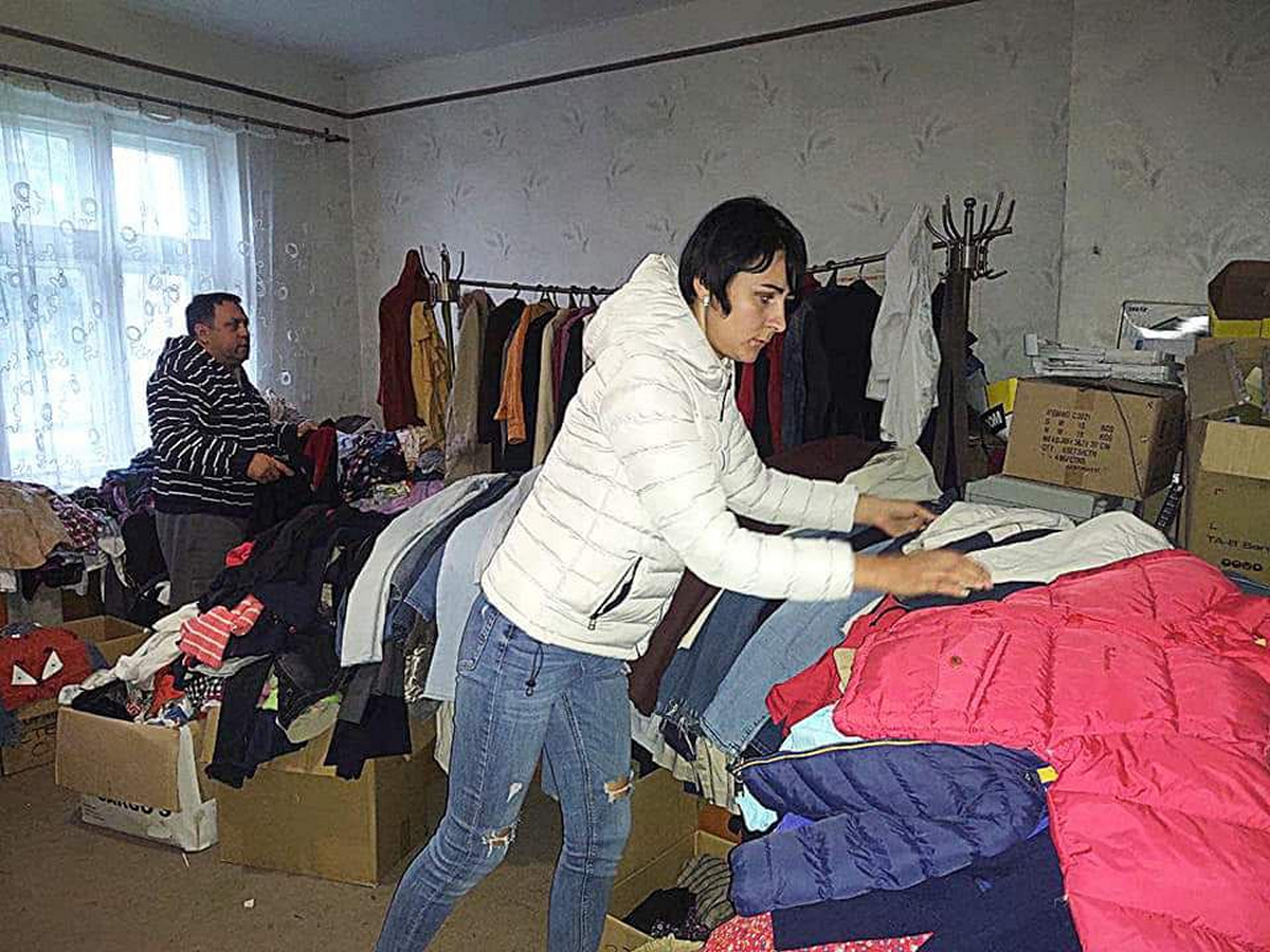 Мешканці Томаківської і Мирівської громад можуть отримати гуманітарну допомогу у вигляді одягу