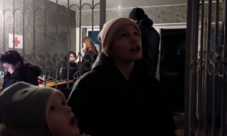 У Кам’янському діти заспівали Гімн України в пункті обігріву – зворушливе відео